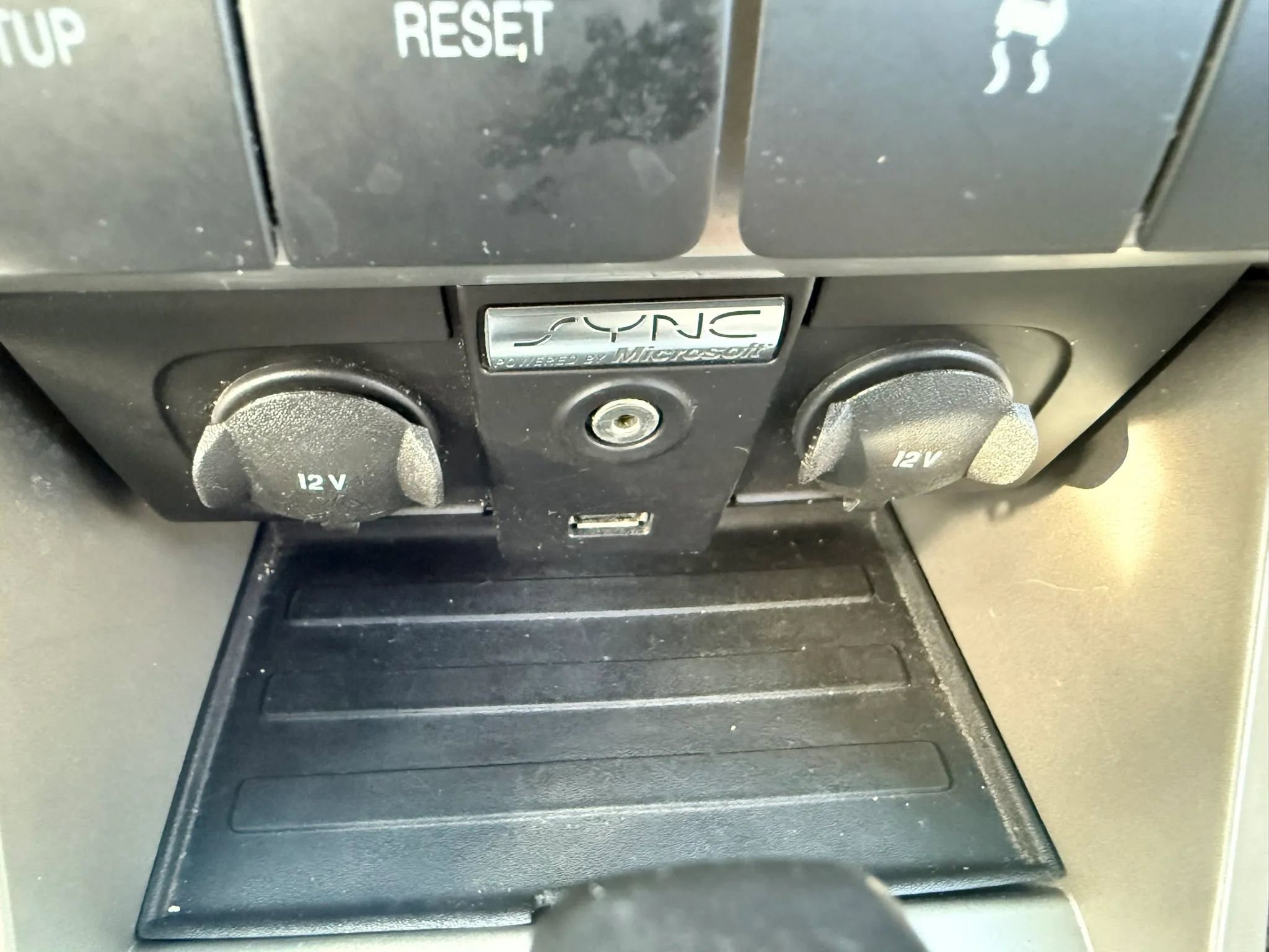 Used 2010 Ford Focus SEL FWD image 26