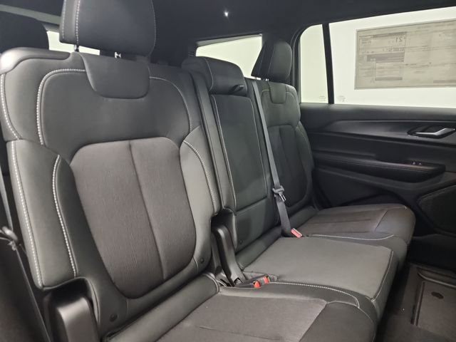New 2025 Jeep Grand Cherokee L Laredo w/ Luxury Tech Group I image 35