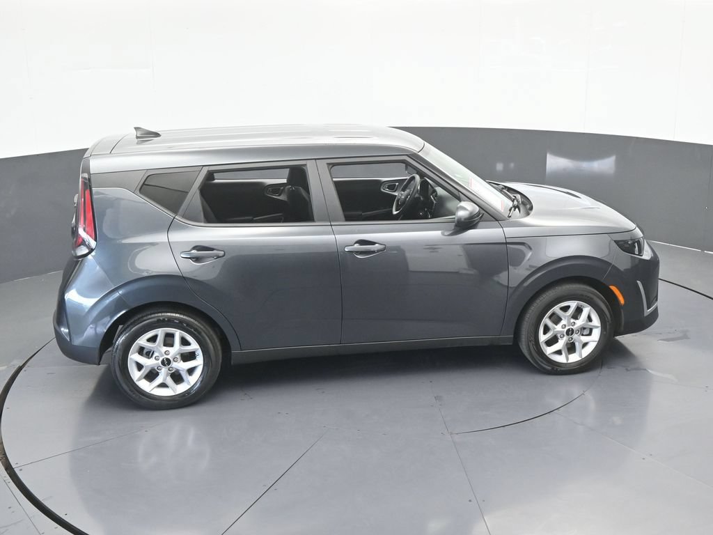 Used 2024 Kia Soul LX w/ Option Group 015 FWD image 48