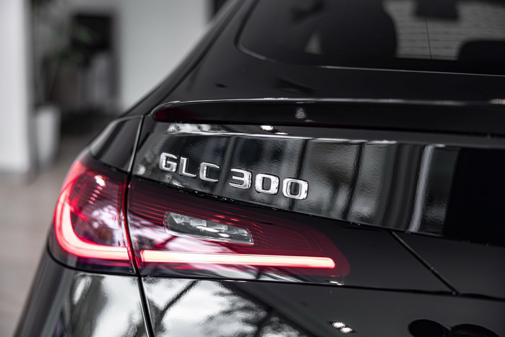 Used 2026 Mercedes-Benz GLC 300 4MATIC image 15