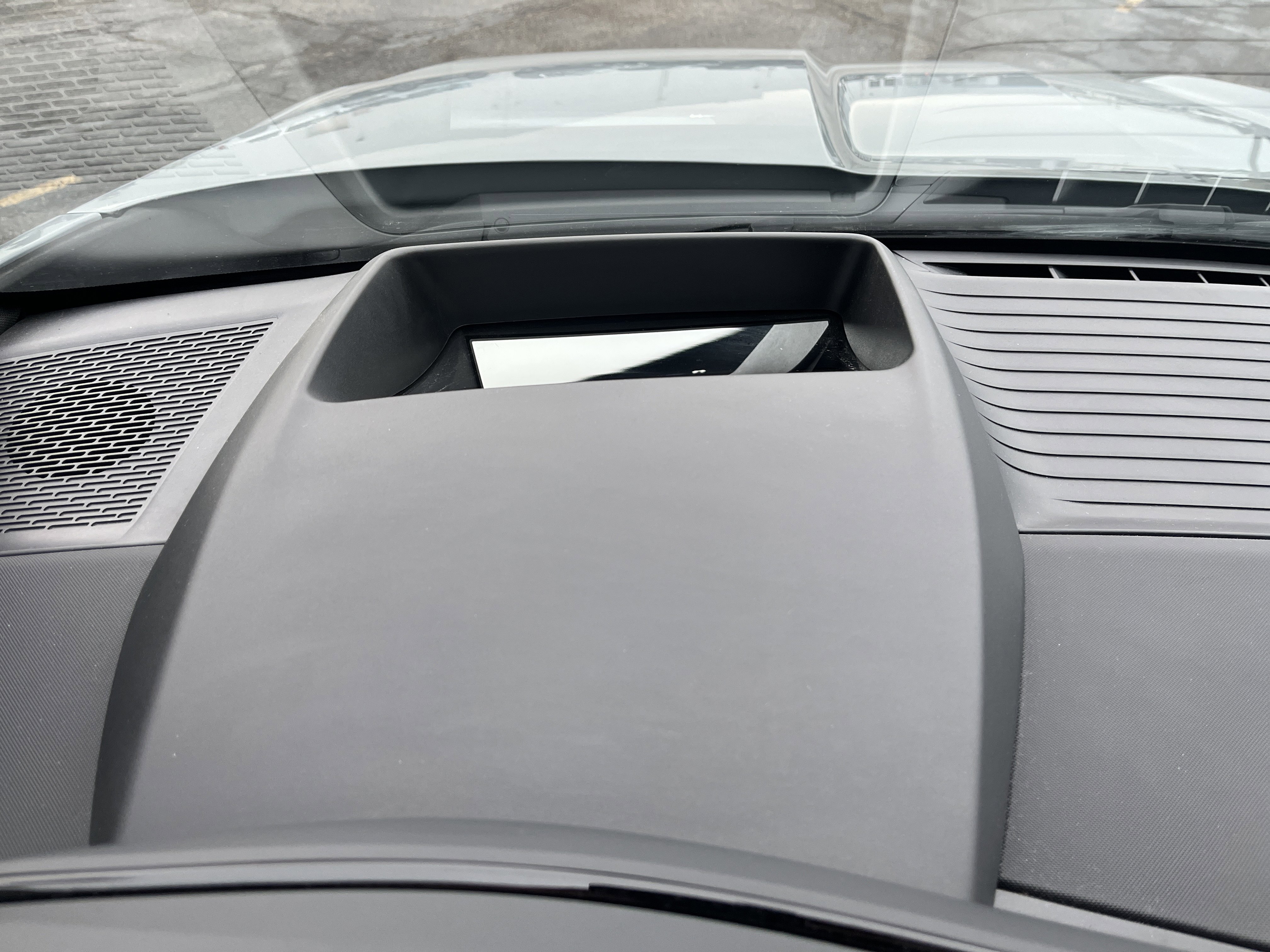 Used 2025 Chevrolet Silverado EV LT w/ LT Premium Package image 26