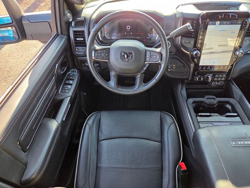 Used 2024 RAM 3500 Limited AWD/4WD image 17