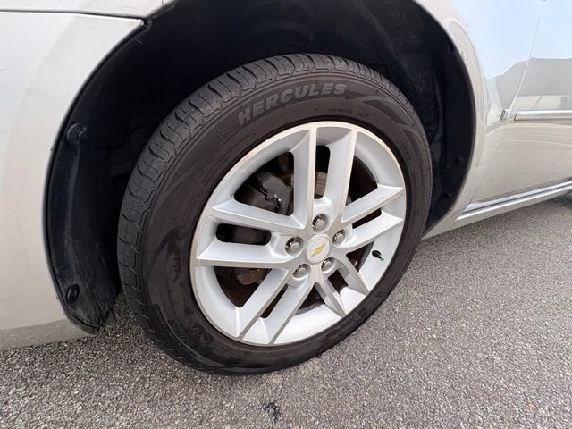 Used 2008 Chevrolet Impala LTZ FWD image 14