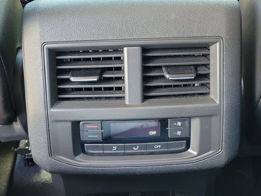 Used 2022 Volkswagen Atlas SE FWD image 11