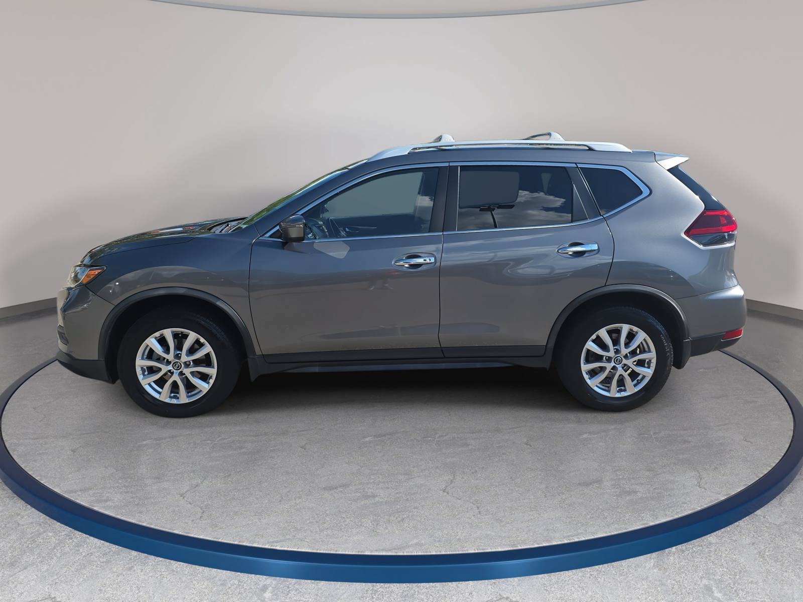 Used 2020 Nissan Rogue SV FWD image 8