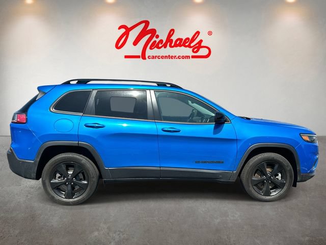Used 2023 Jeep Cherokee Altitude Lux AWD/4WD image 2