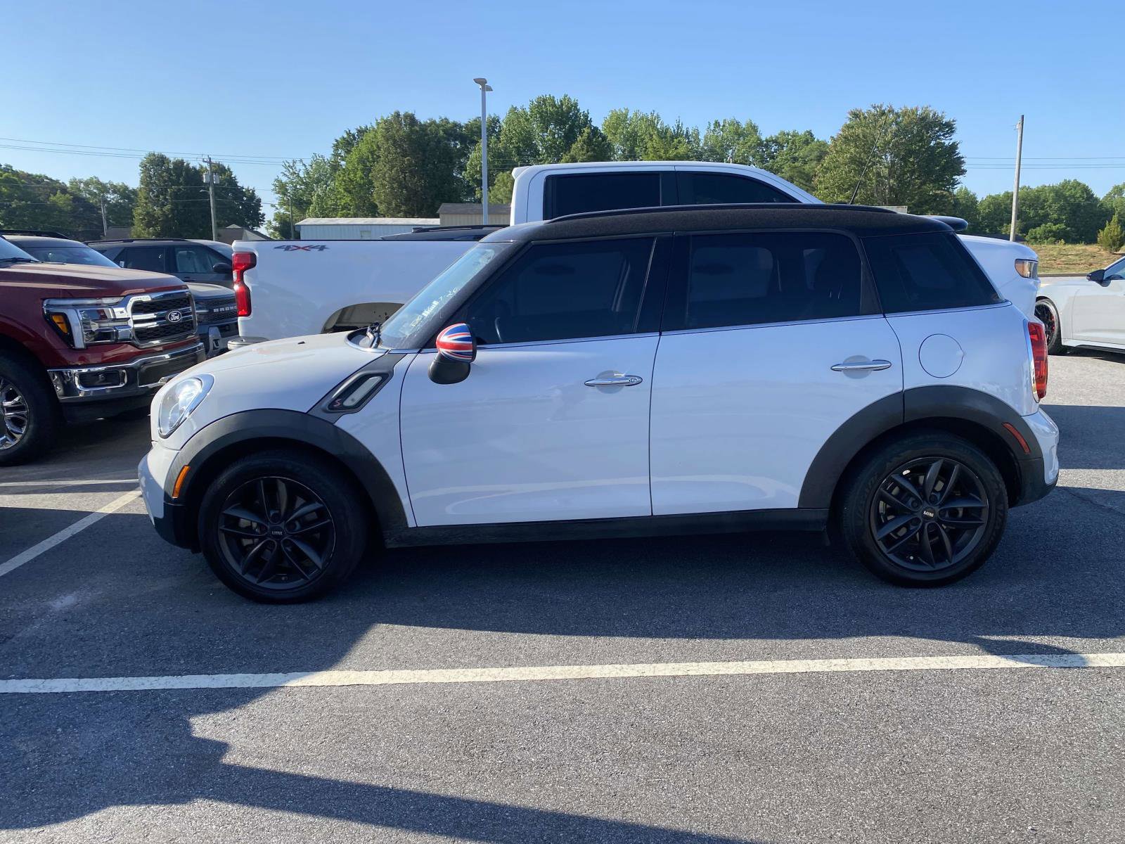 Used 2014 MINI Cooper Countryman S FWD image 4