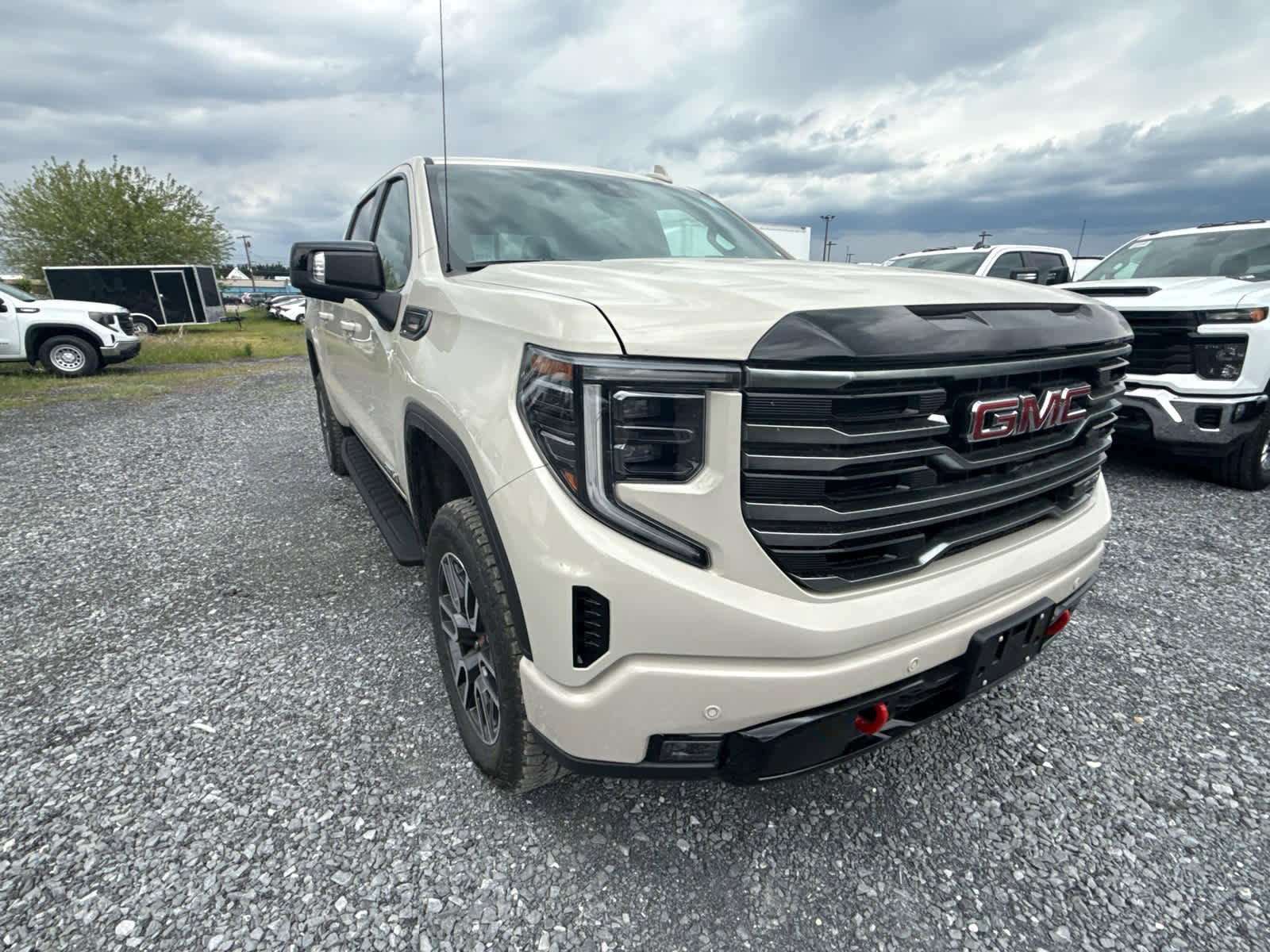 New 2026 GMC Sierra 1500 AT4 w/ AT4 Premium Package AWD/4WD image 21