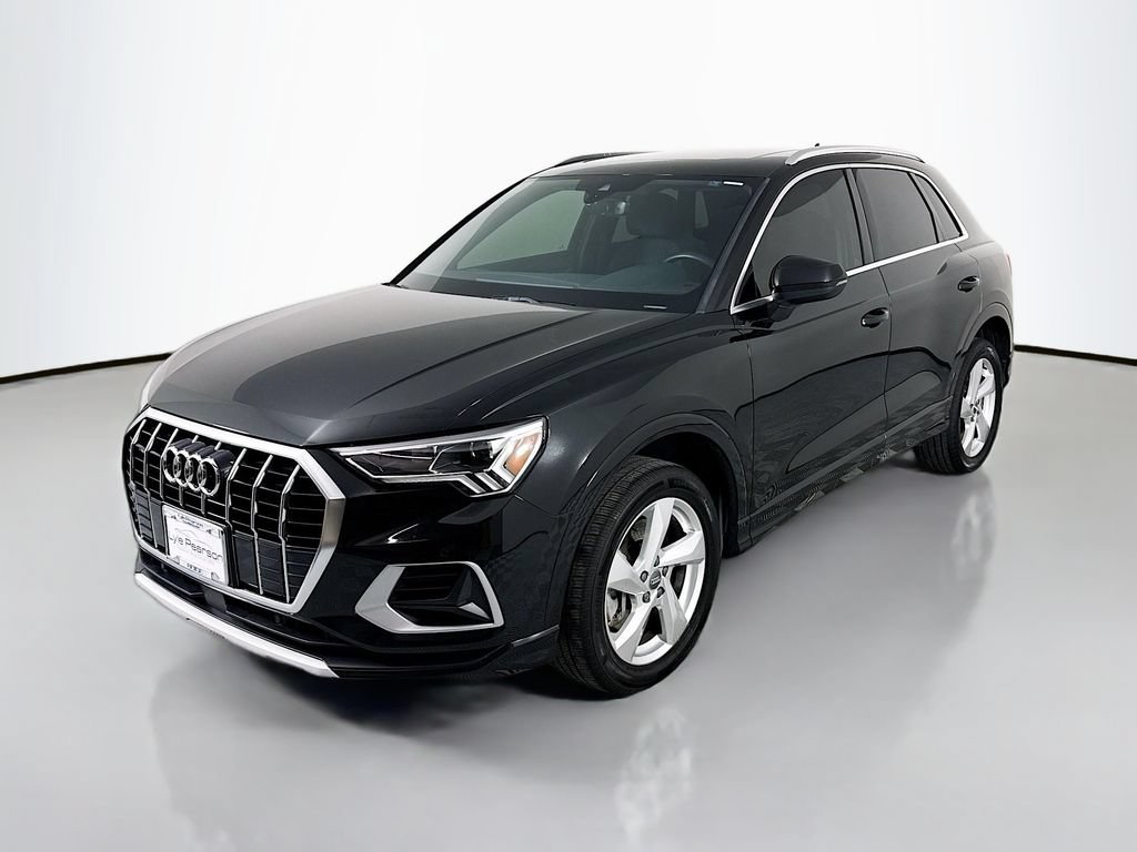 Used 2019 Audi Q3 2.0T Premium Plus AWD/4WD image 1