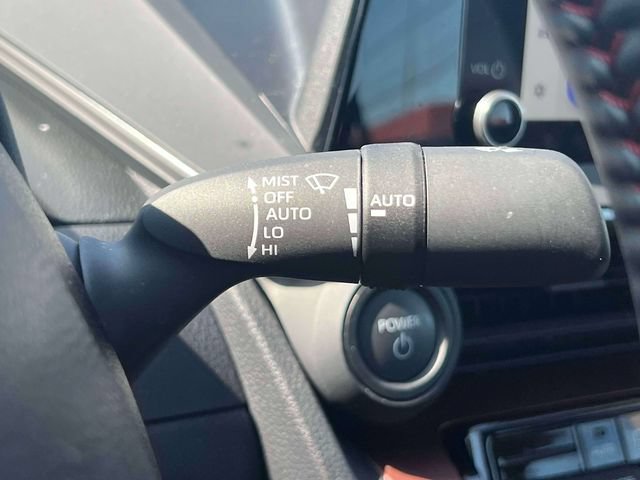 Used 2026 Toyota Prius Plug-In Hybrid FWD image 23