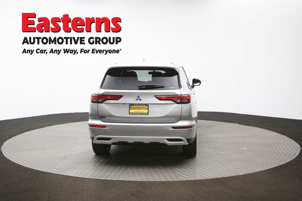 Used 2024 Mitsubishi Outlander SE image 36