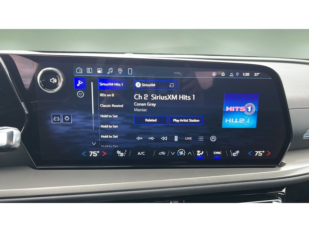New 2026 Chevrolet Traverse LT AWD/4WD image 18