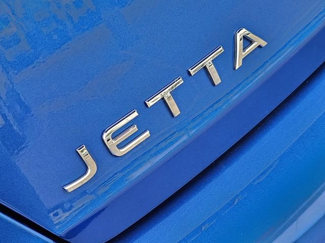 Used 2024 Volkswagen Jetta SE image 9