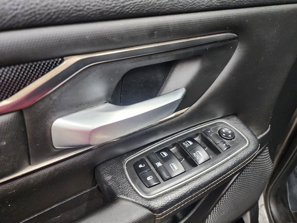 Used 2020 RAM 1500 Rebel AWD/4WD image 10