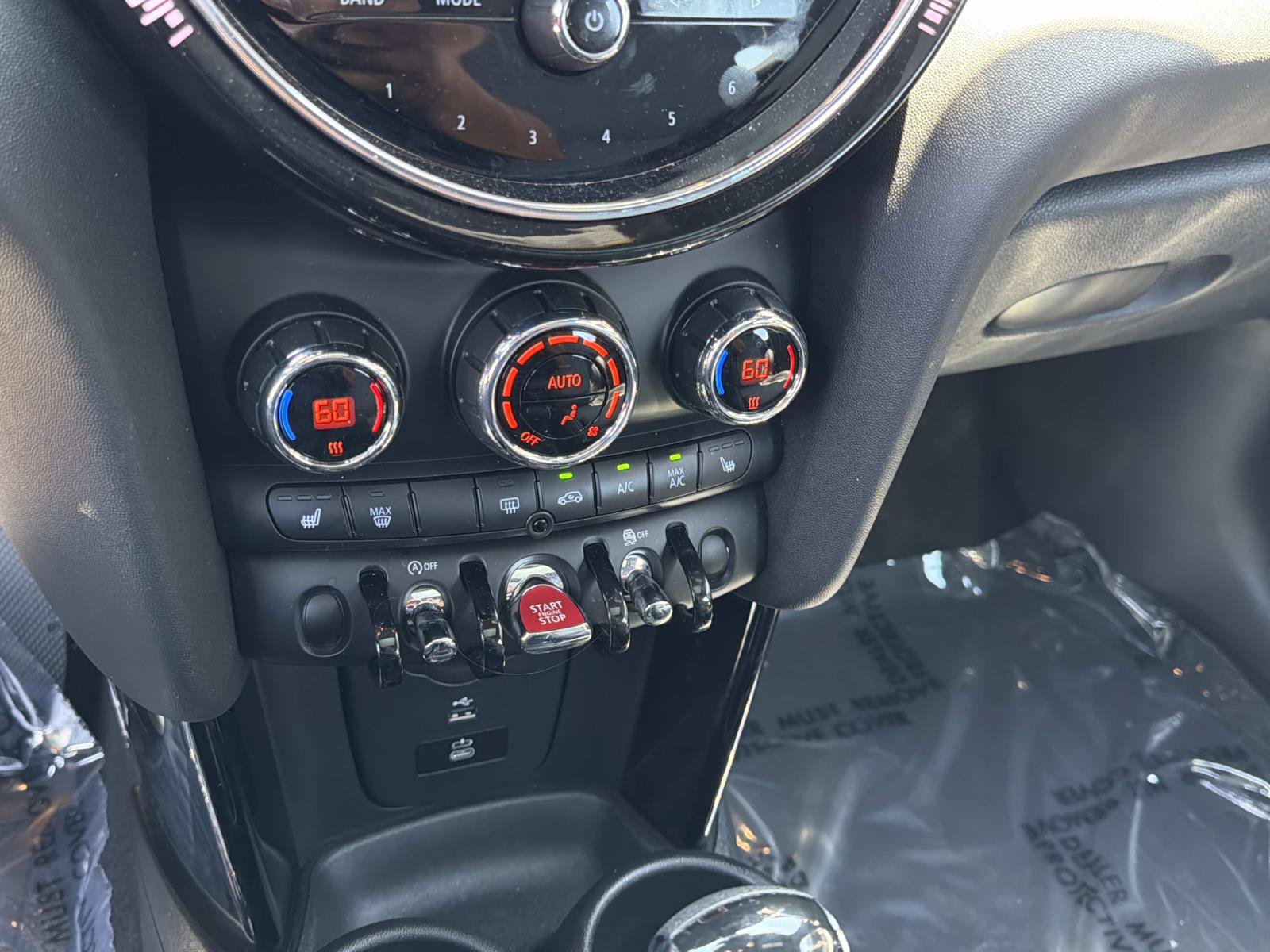 Certified 2023 MINI Cooper 4-Door Hardtop FWD image 21