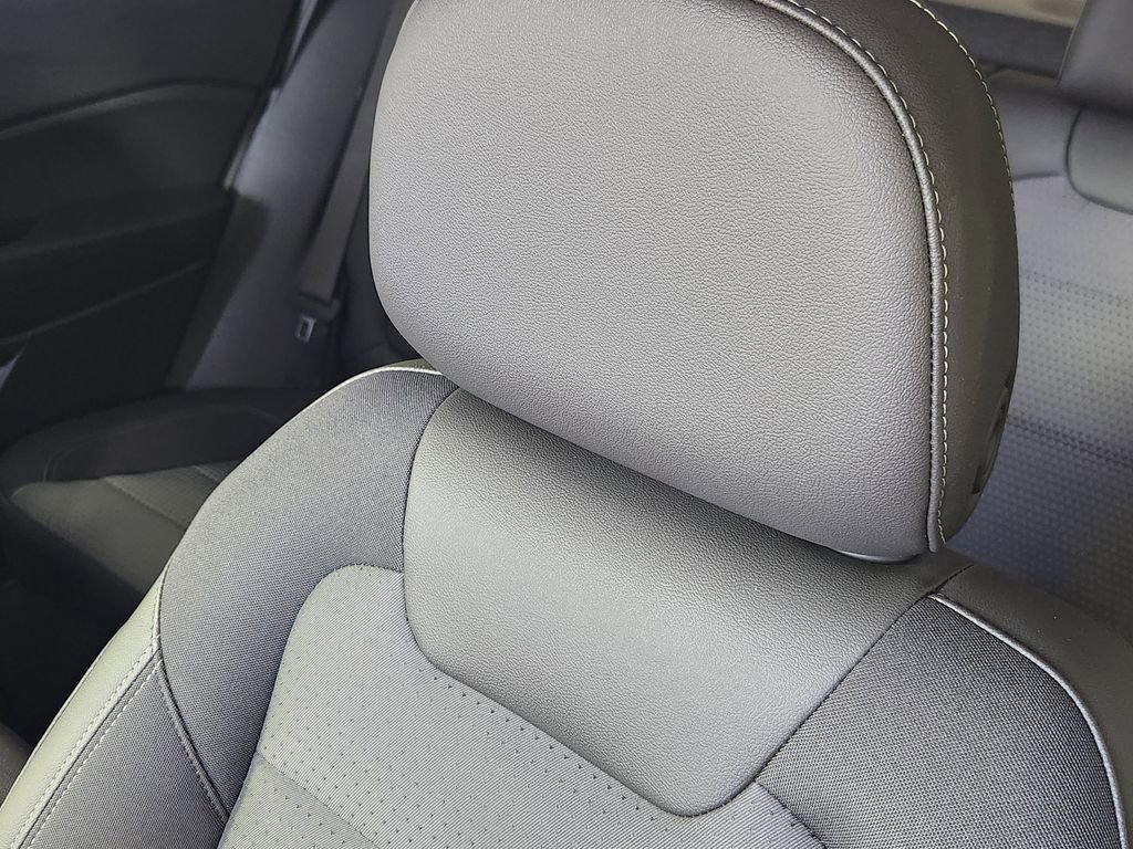 New 2026 Chevrolet Trax LT w/ Driver Confidence Package image 30