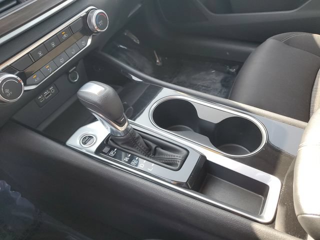 Used 2024 Nissan Altima 2.5 SV FWD image 21