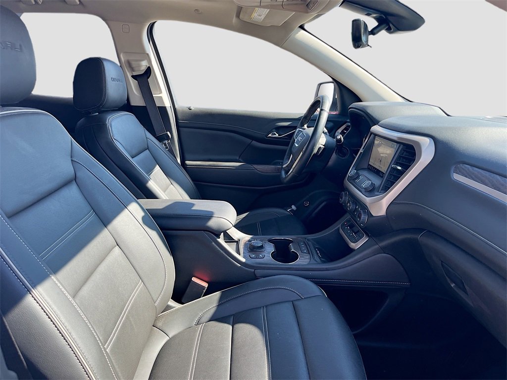 Used 2023 GMC Acadia Denali w/ Denali Ultimate Package image 31