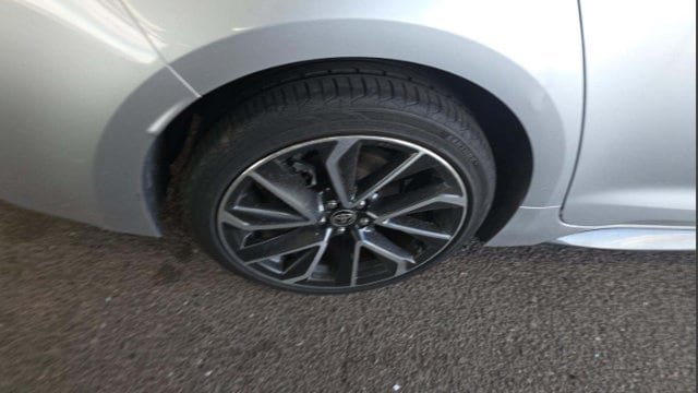 Used 2020 Toyota Corolla SE FWD image 12