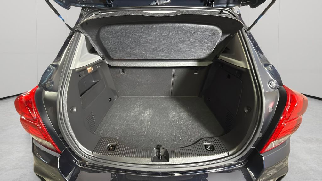 Certified 2021 Chevrolet Trax LT w/ Sport Edition image 27