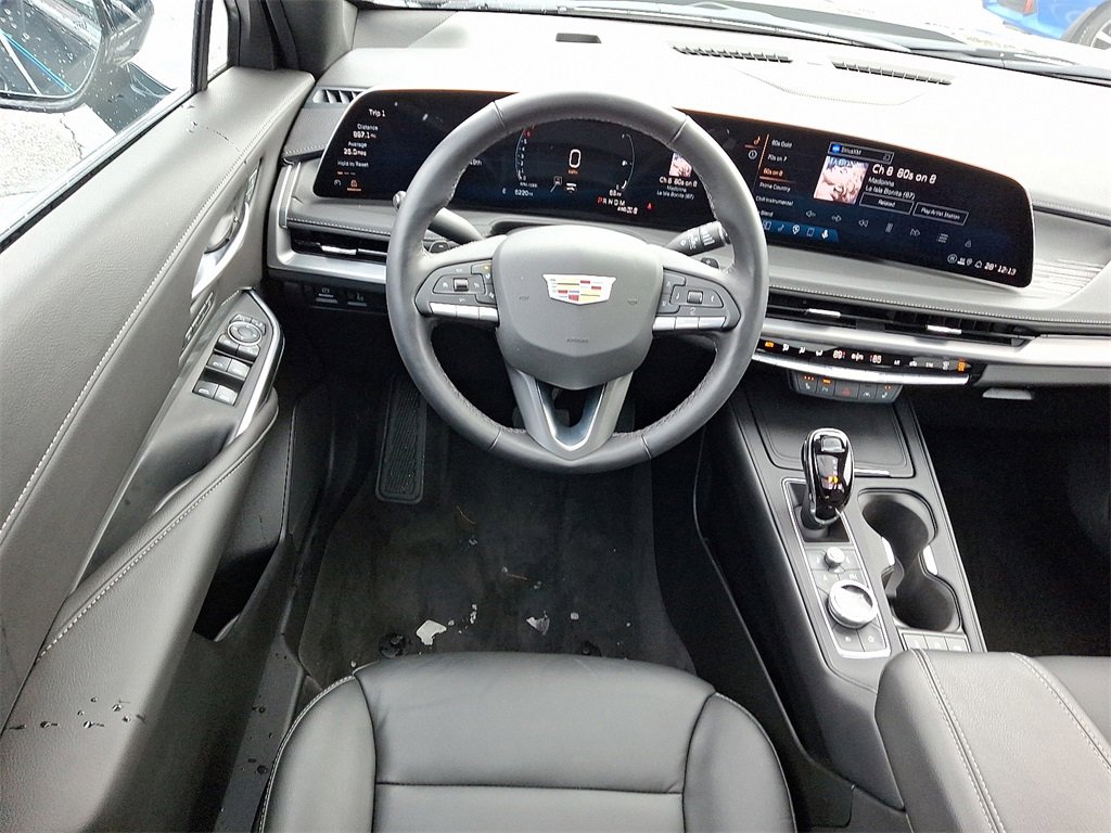 Used 2025 Cadillac XT4 Premium Luxury w/ Cold Weather Package image 3