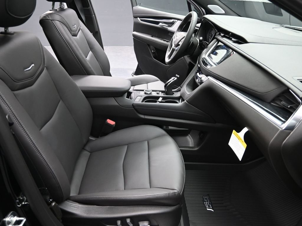 New 2026 Cadillac XT5 Premium Luxury w/ Driver Assist Package AWD/4WD image 23