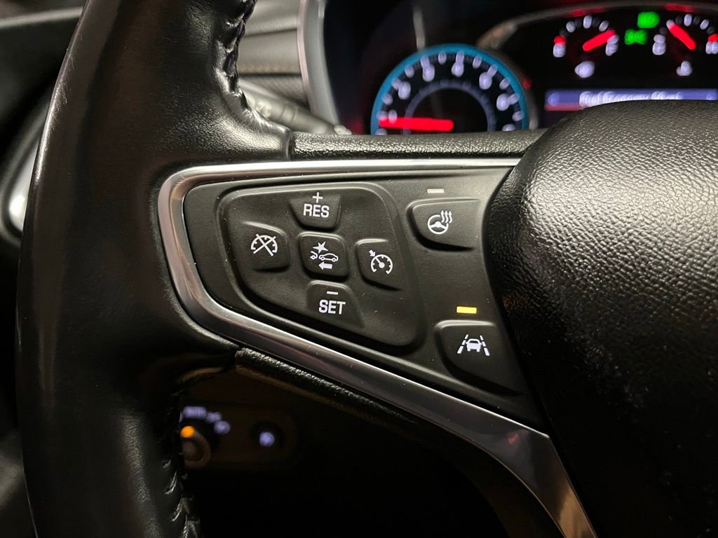 Used 2021 Chevrolet Equinox Premier image 24