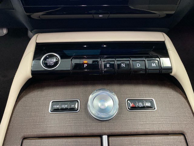 New 2027 Lincoln Navigator Premiere AWD/4WD image 26