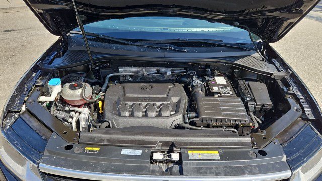 Used 2021 Volkswagen Tiguan SE R-Line FWD image 30