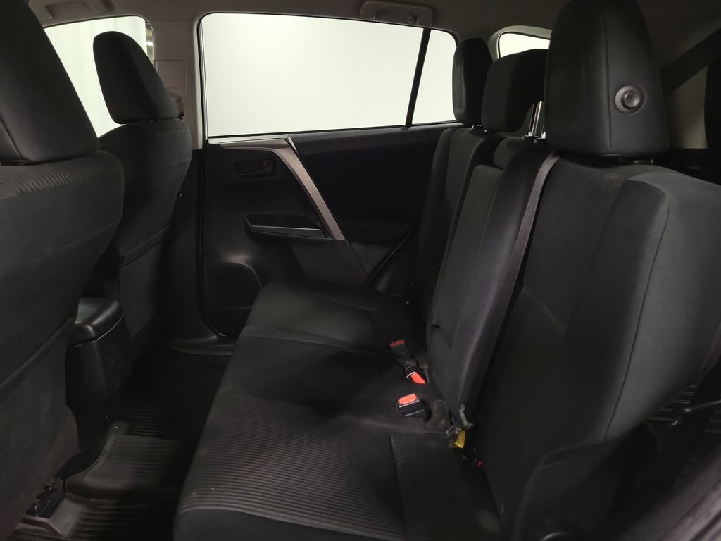 Used 2018 Toyota RAV4 LE w/ All Weather Liner Package FWD image 28
