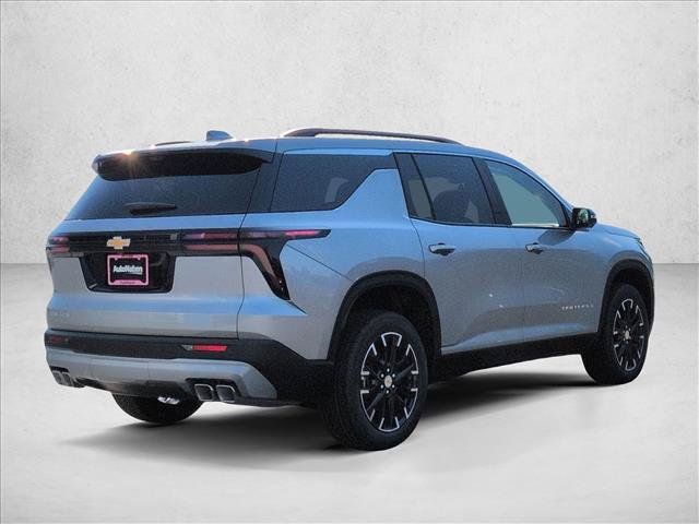 New 2026 Chevrolet Traverse LT w/ Sun and Wheel Package FWD image 2