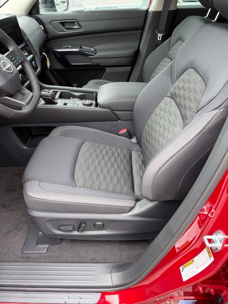 New 2026 Nissan Pathfinder SV AWD/4WD image 10