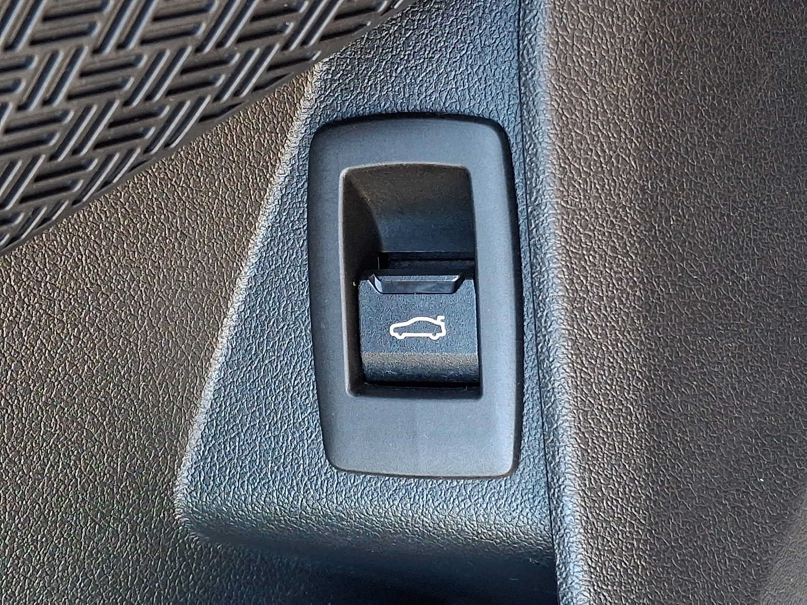 Used 2024 BMW X1 xDrive28i w/ Convenience Package AWD/4WD image 24