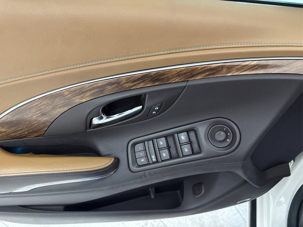 Used 2014 Buick LaCrosse Premium FWD image 30