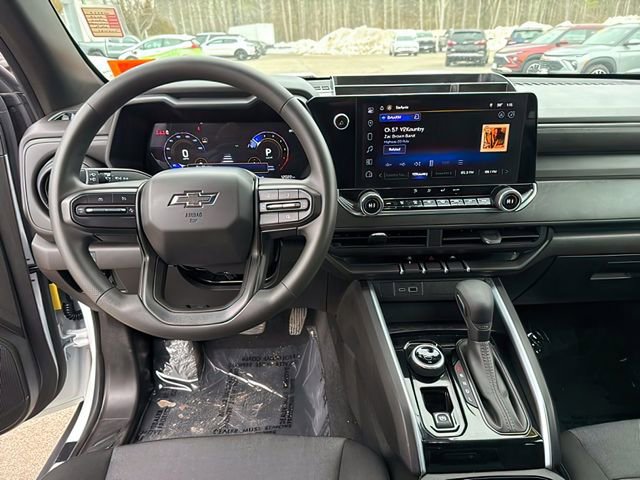 Used 2025 Chevrolet Colorado Trail Boss image 21