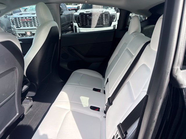 Used 2023 Tesla Model Y Performance AWD/4WD image 17