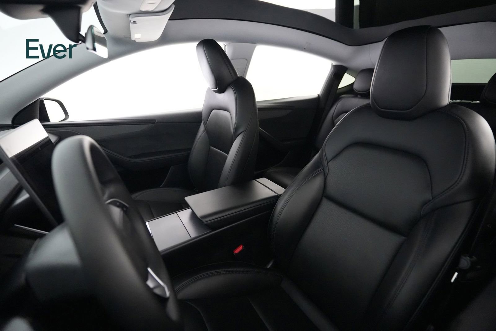 Used 2026 Tesla Model Y Long Range RWD image 4
