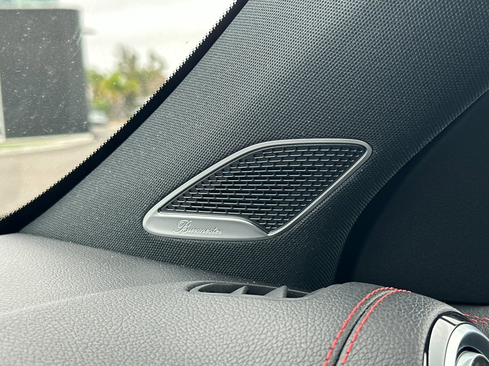 New 2024 Mercedes-Benz EQB 300 4MATIC image 19