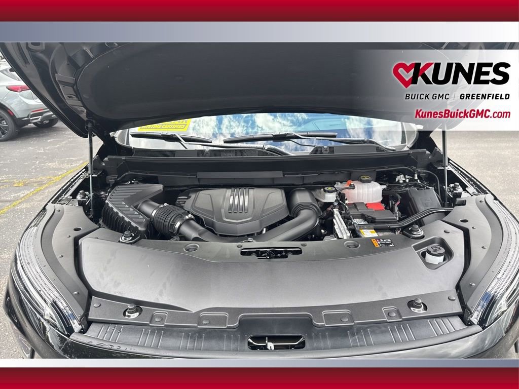 New 2026 Buick Enclave Sport Touring w/ LPO, Floor Liner Package image 15