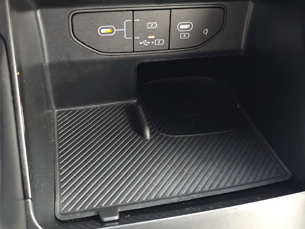 Certified 2025 Kia Sorento EX FWD image 21