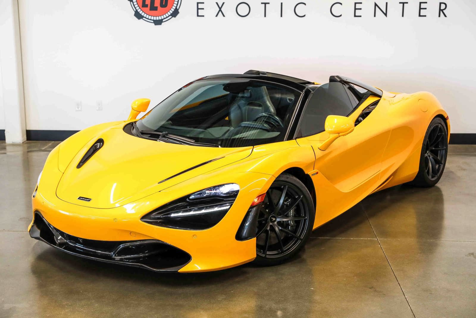 Used 2022 McLaren 720S Performance RWD image 8
