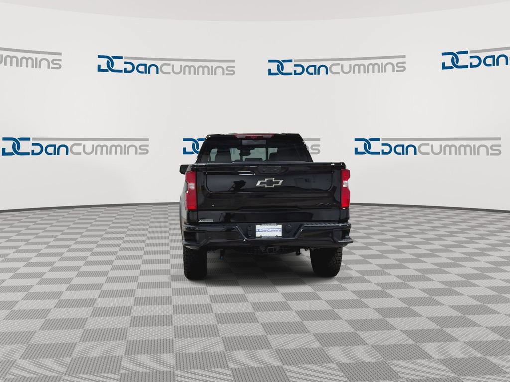 New 2026 Chevrolet Silverado 1500 ZR2 w/ Dark Appearance Package AWD/4WD image 7