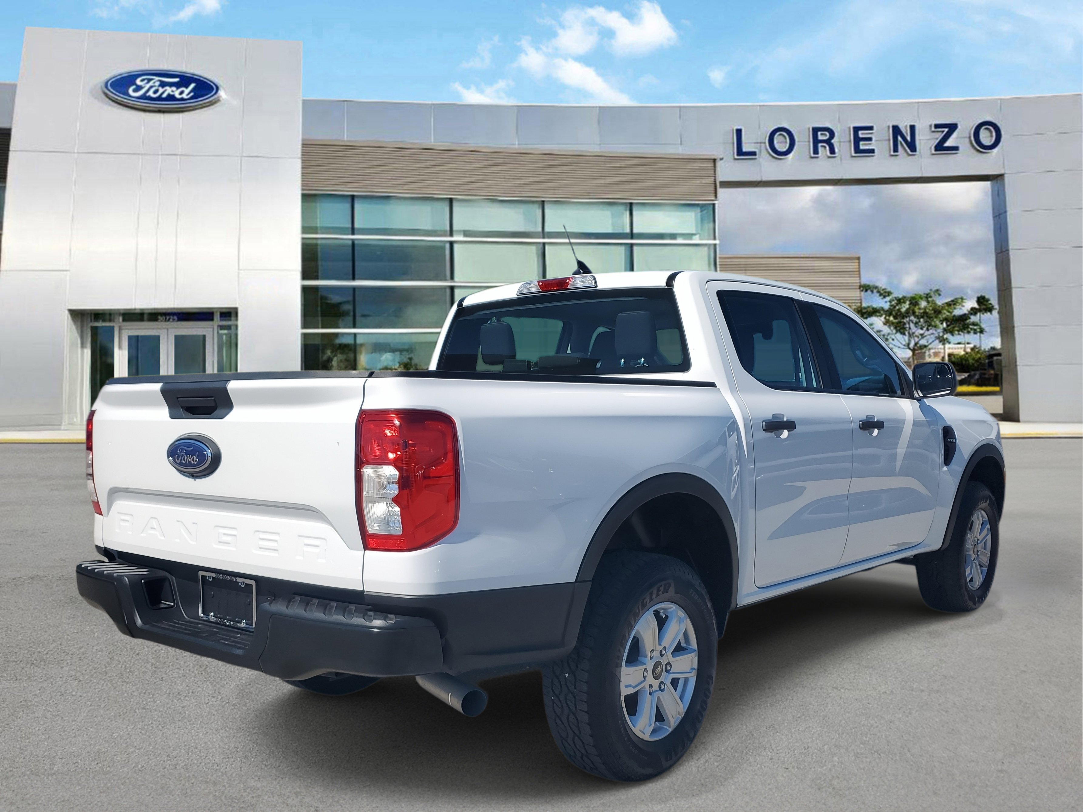 Used 2025 Ford Ranger XL image 5