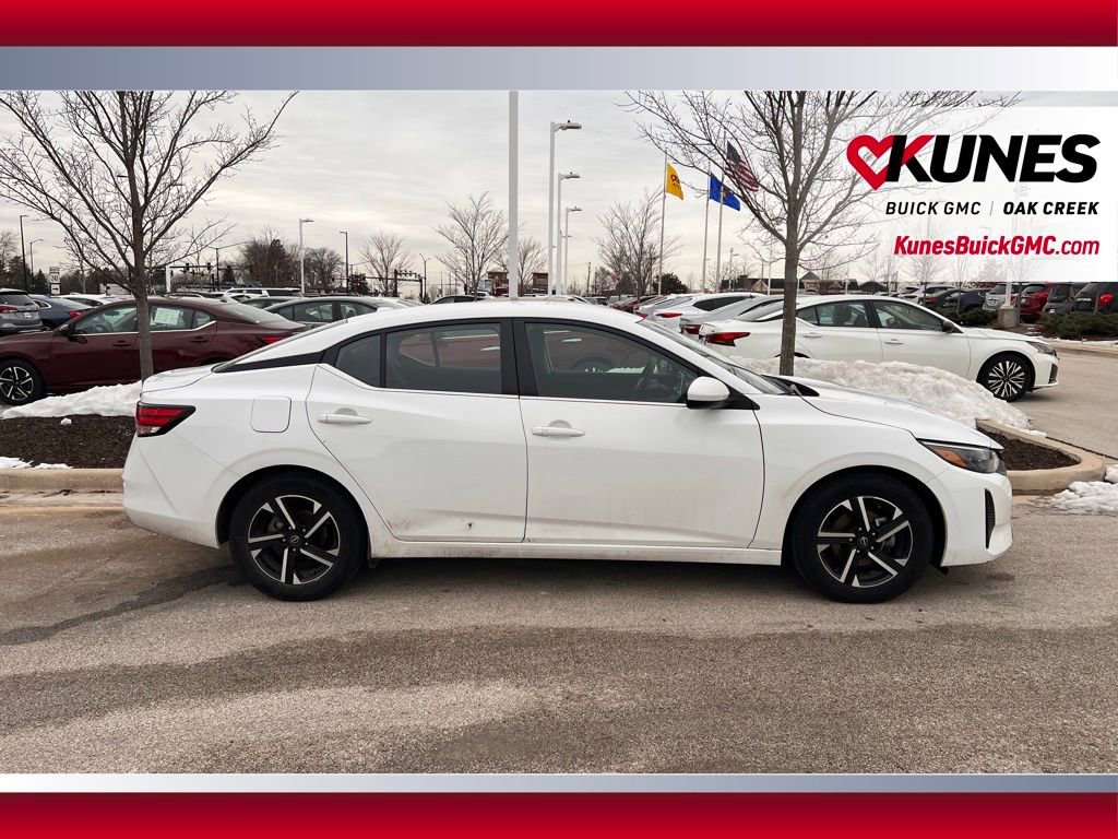 Used 2024 Nissan Sentra SV image 6