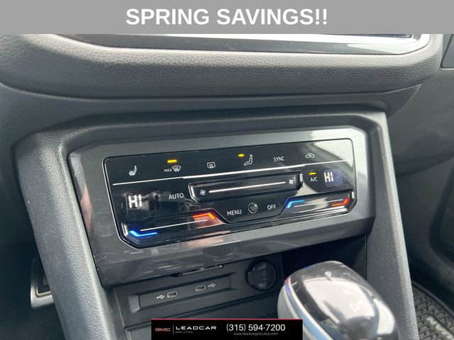 Used 2024 Volkswagen Tiguan SE R-Line image 12