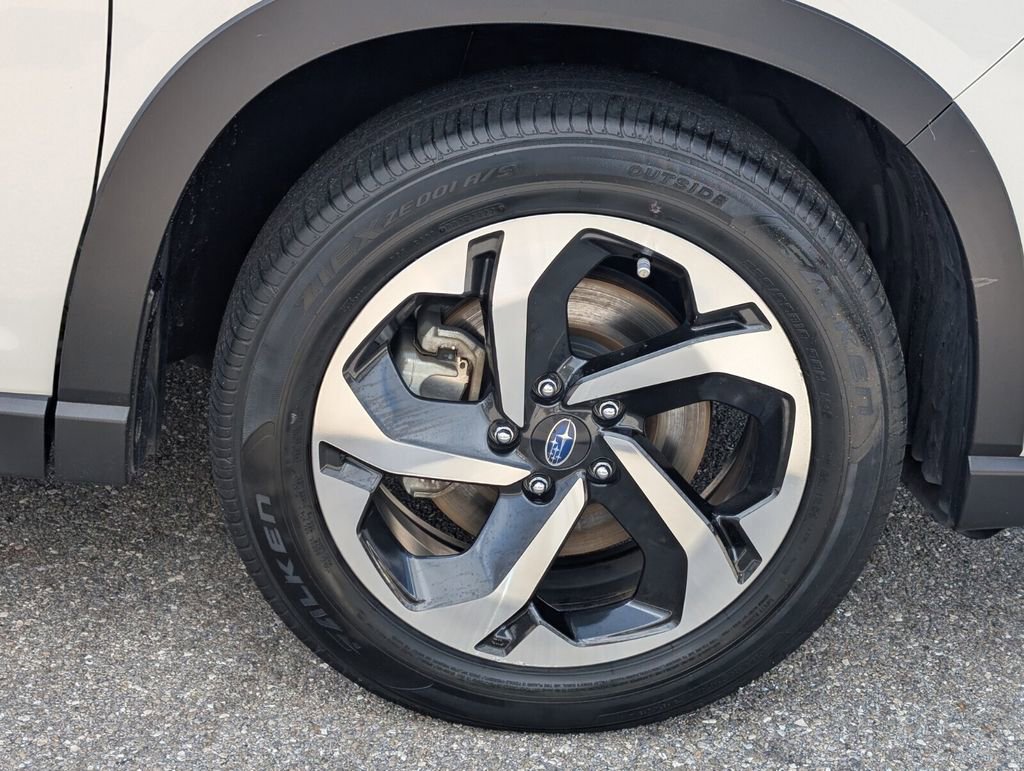 Used 2022 Subaru Forester Touring image 9