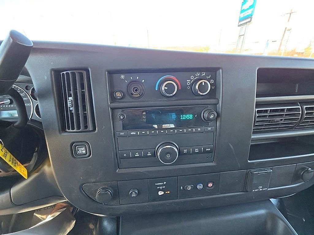 Used 2021 Chevrolet Express 2500 RWD image 12