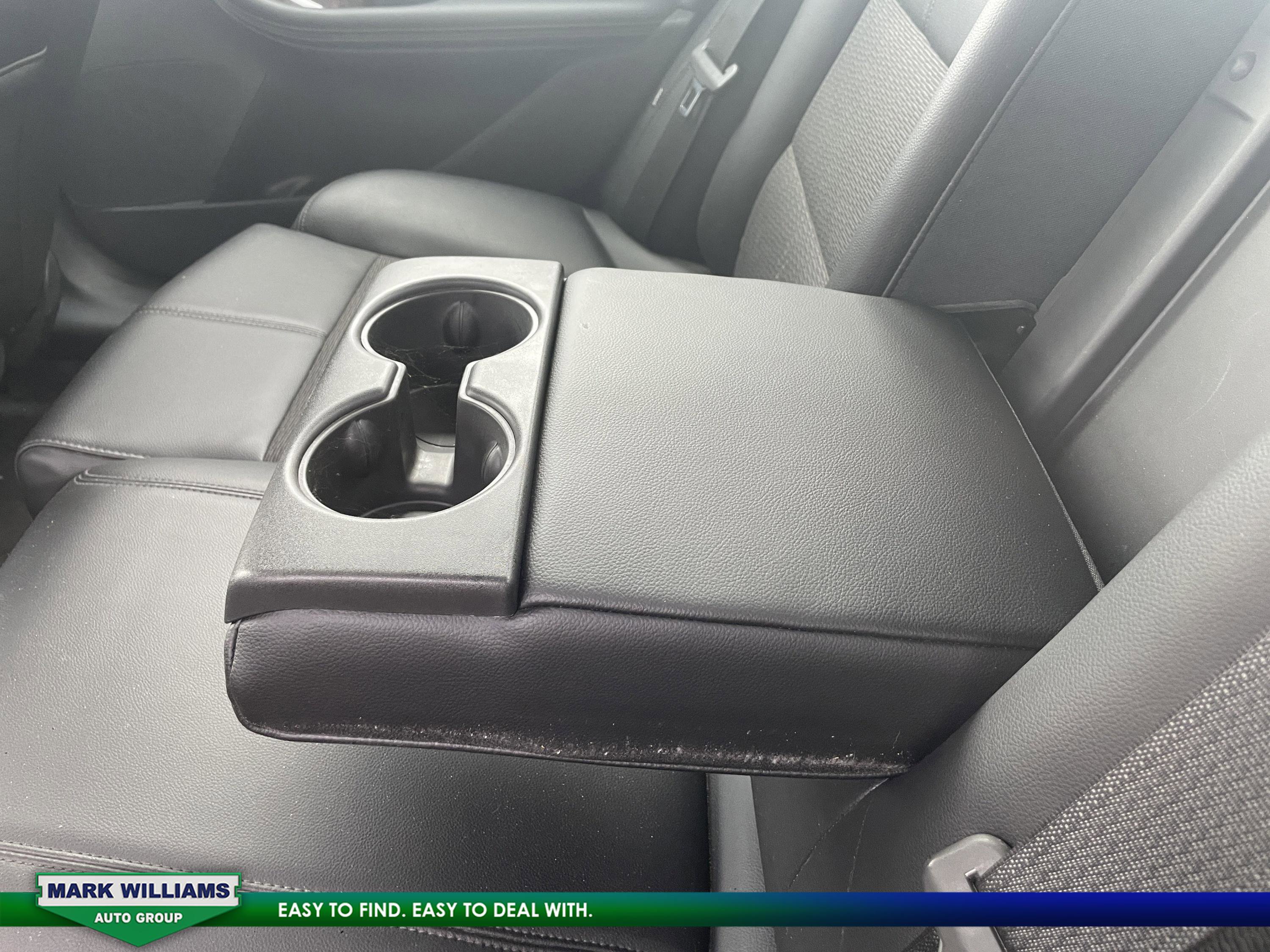 Used 2014 Chevrolet Impala LT w/ Convenience Package image 28