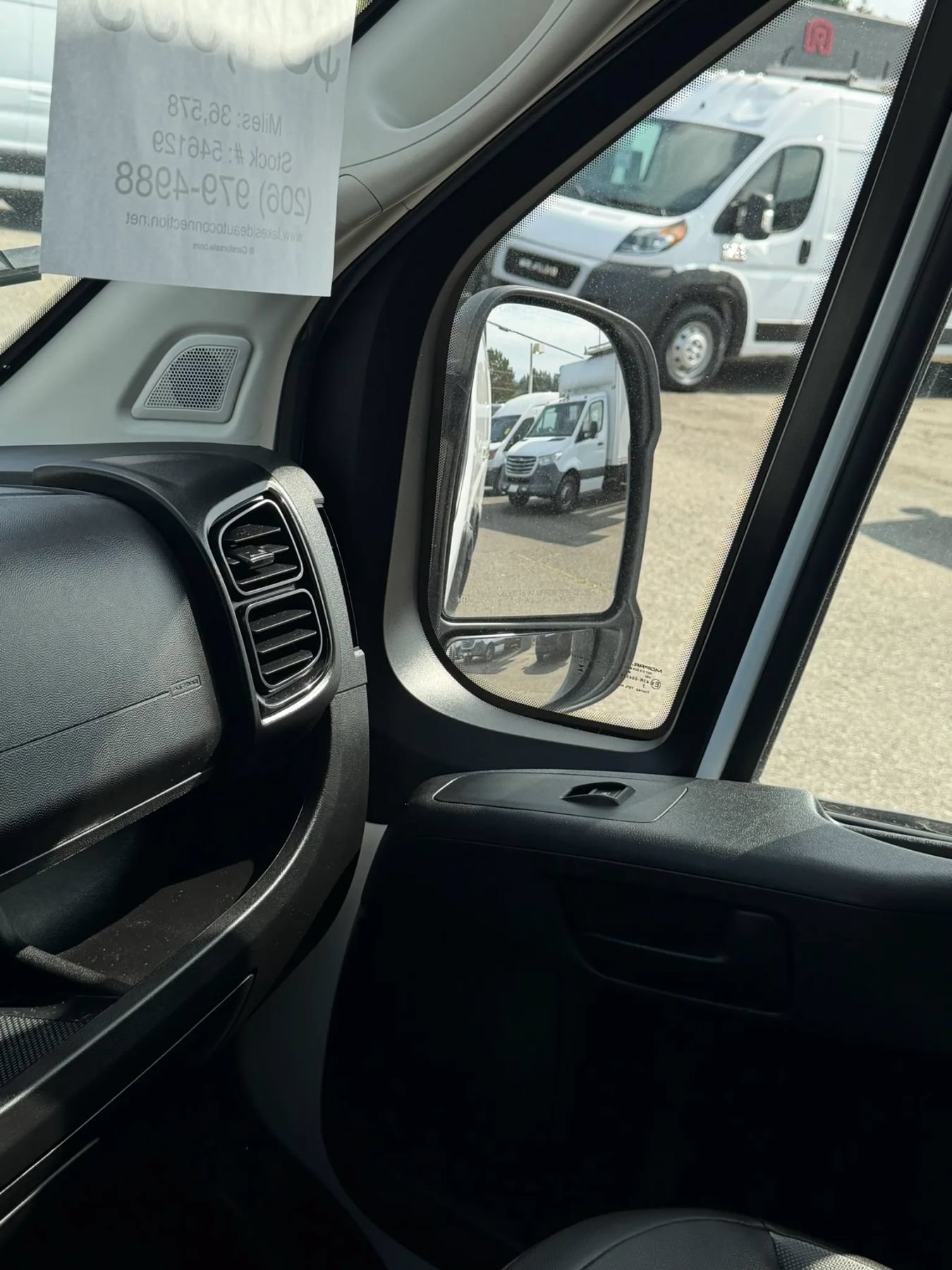 Used 2025 RAM ProMaster 3500 w/ Convenience Group FWD image 37