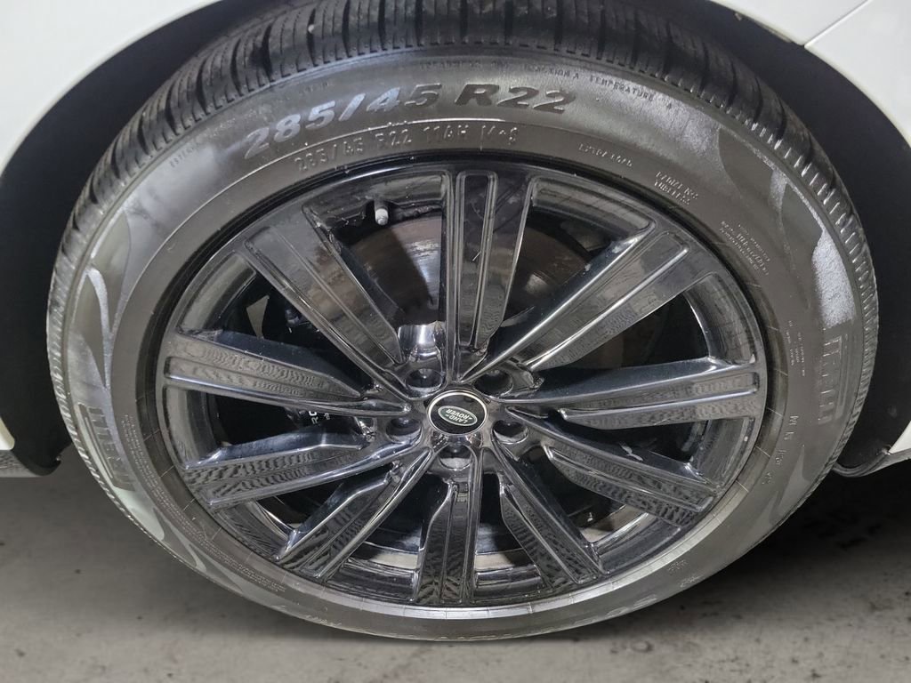 Used 2023 Land Rover Range Rover SE AWD/4WD image 11